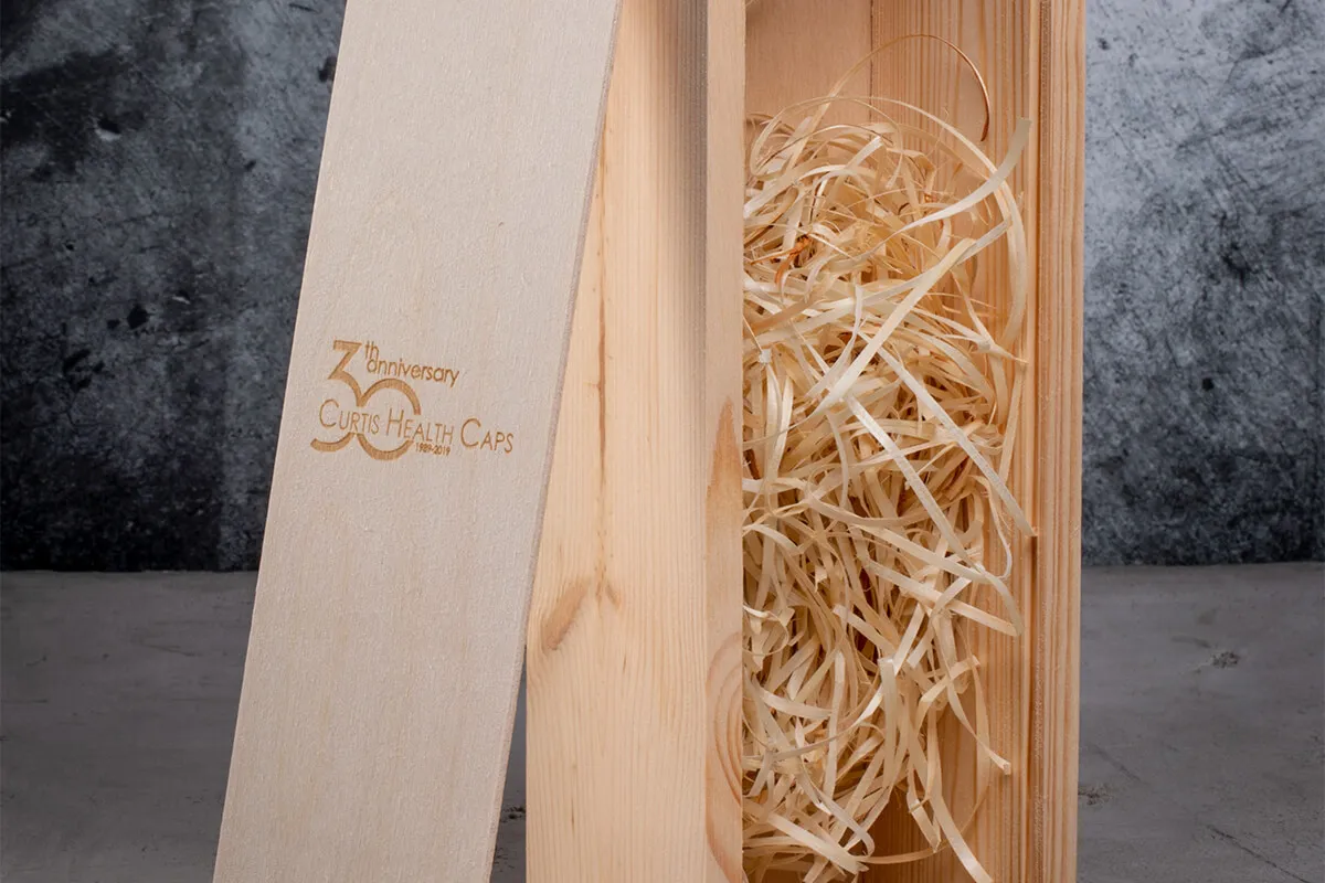 Zestaw prezentowy z winem i personalizowaną etykietą